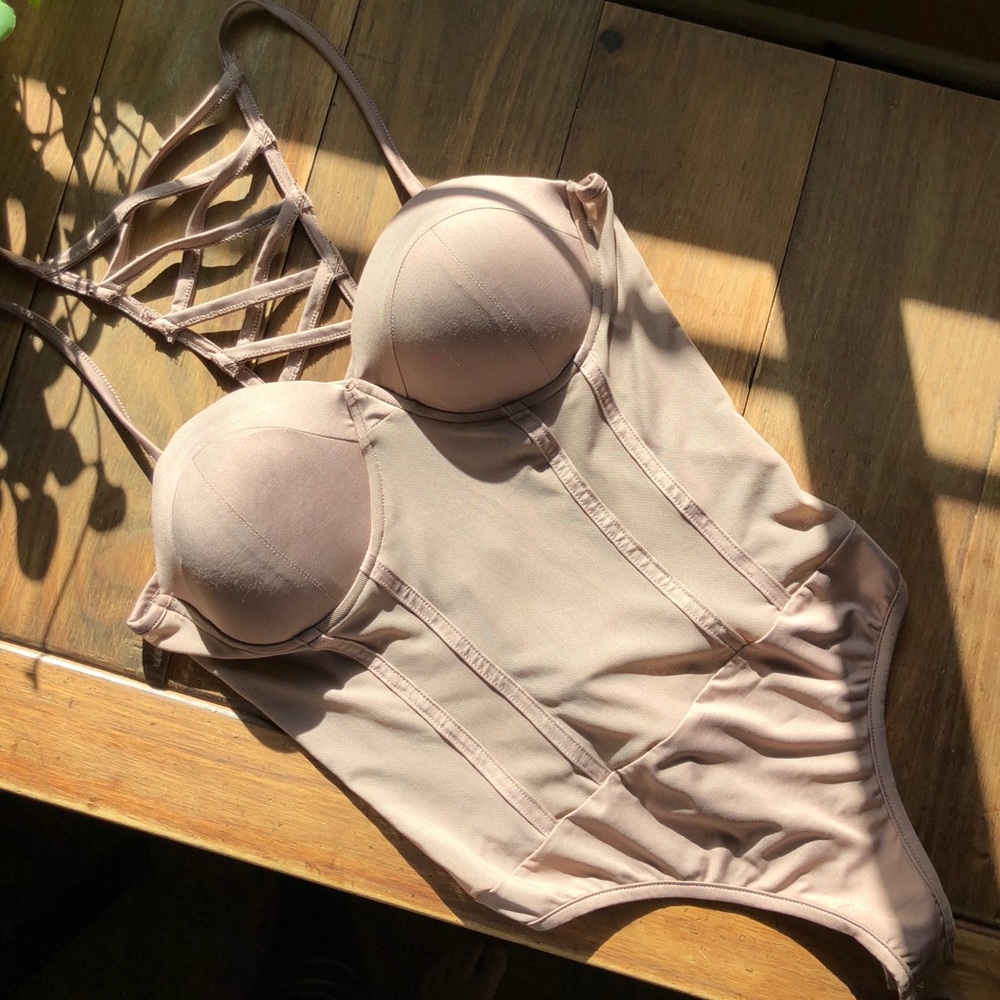 FASHION NOVA Sexy Body suit